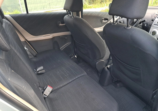 Toyota Yaris cena 15900 przebieg: 189000, rok produkcji 2006 z Kraśnik małe 407